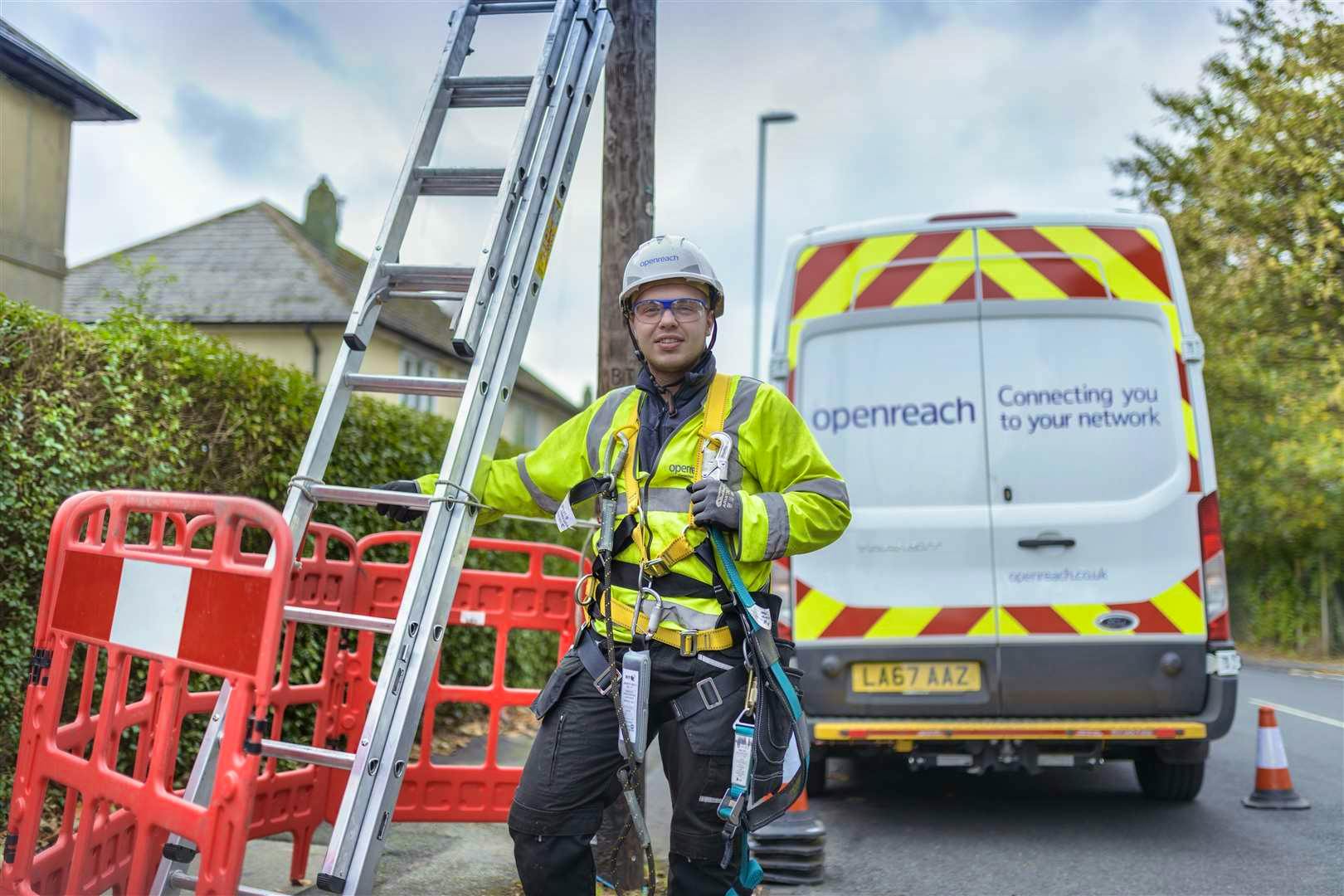 Extra 5 million UK premises added to Openreach's full fibre rollout 